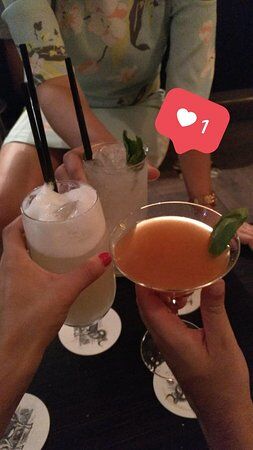 Santa Maria La Cockteleria de Al Lado